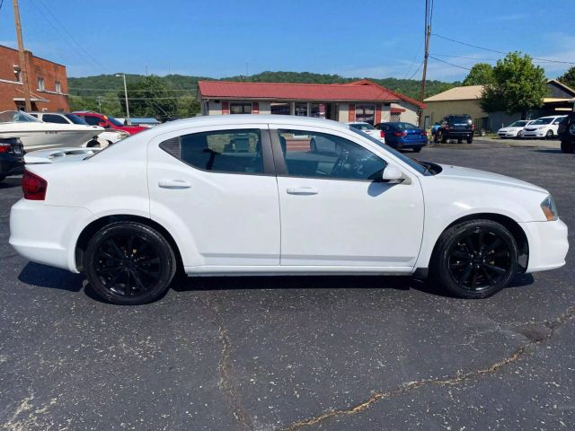 2014 Dodge Avenger SXT Sedan 4D