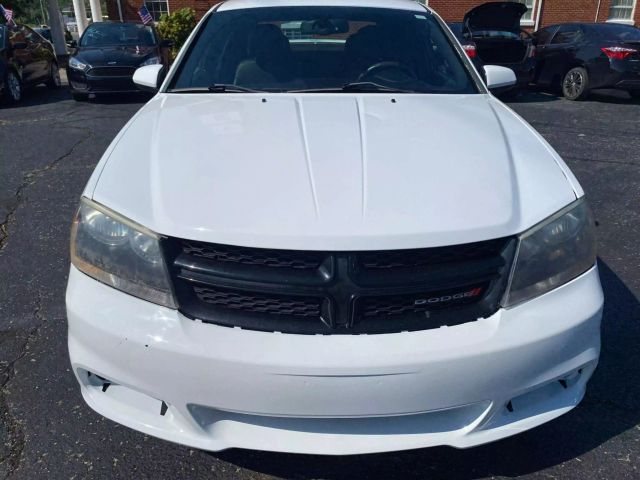 2014 Dodge Avenger SXT Sedan 4D