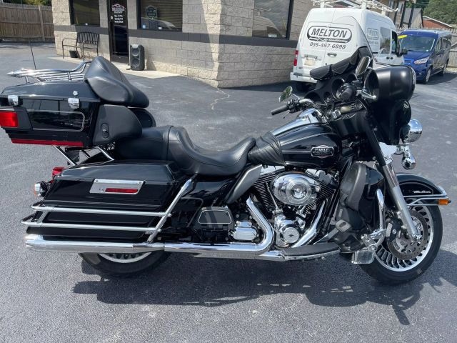 2012 Harley-Davidson FLHTCU Ultra Classic EG