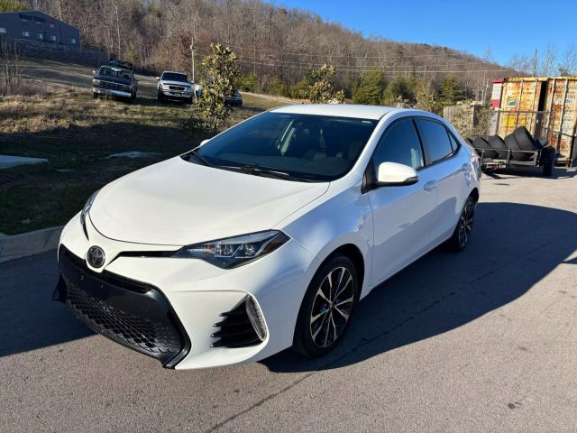 2017 Toyota Corolla SE Sedan 4D