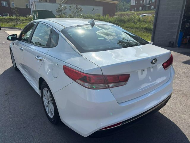 2016 Kia Optima LX Sedan 4D