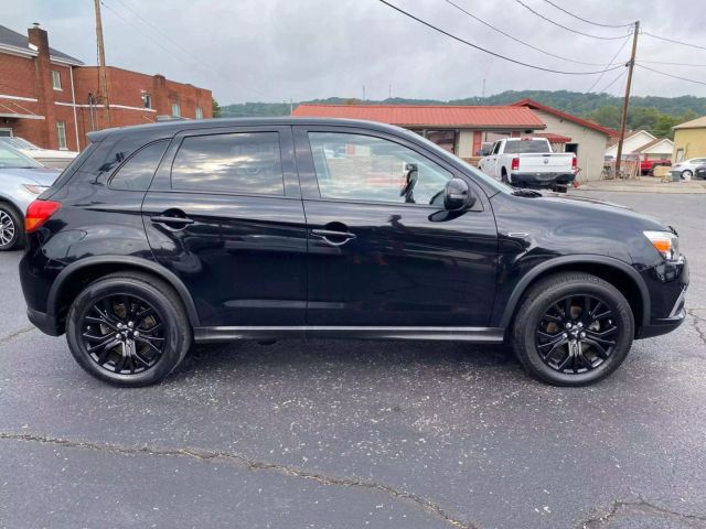 2017 Mitsubishi Outlander Sport ES Sport Utility 4D