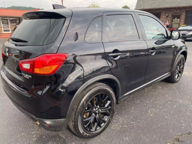 2017 Mitsubishi Outlander Sport ES Sport Utility 4D